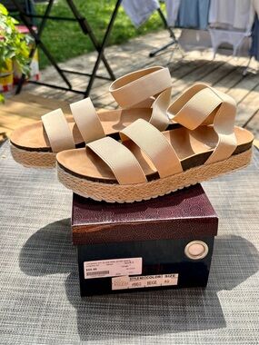 Refresh Beige Elastic-Strap Espadrille Platform Sandals